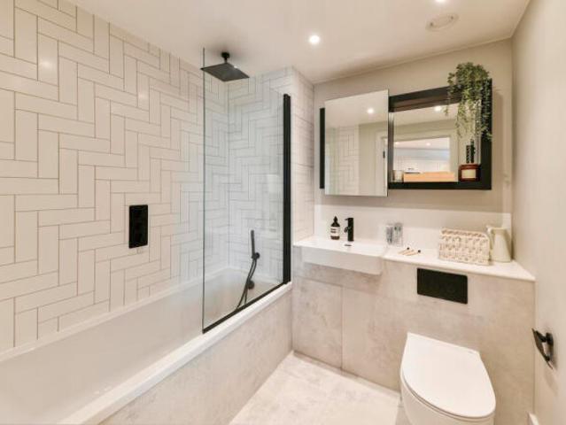Flat for rent in Cat Hill