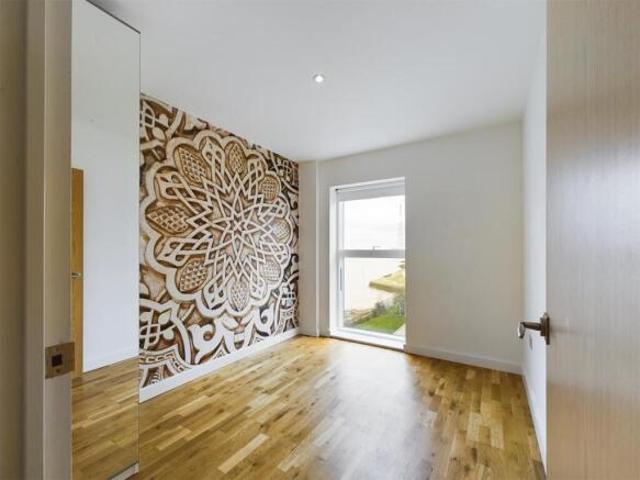 Flat for rent in Swanscombe and Greenhithe, Monks Orchard