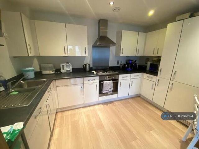 Flat for rent in Cat Hill