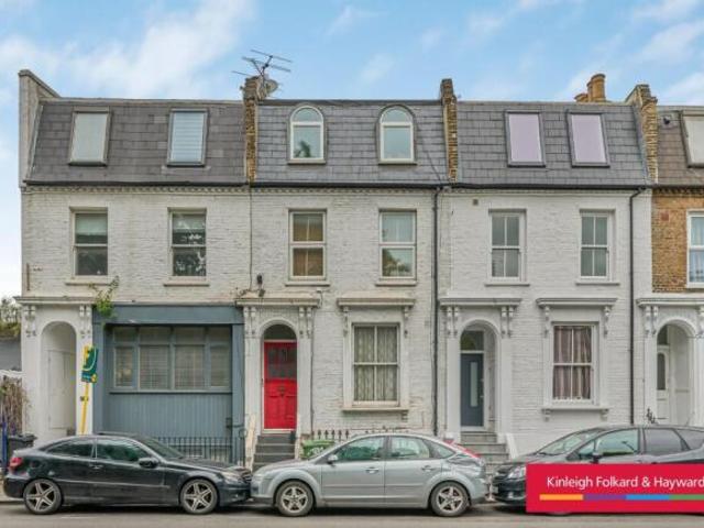 Flat for rent in Cat Hill