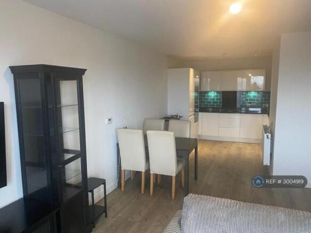 Flat for rent in Cat Hill