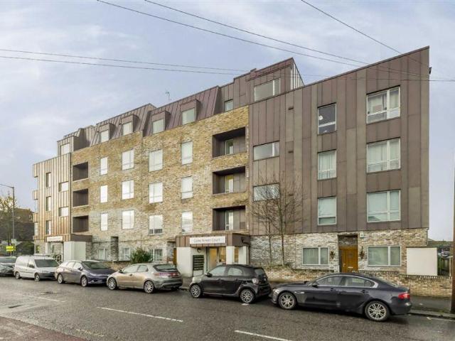 Flat for rent in Dollis Hill
