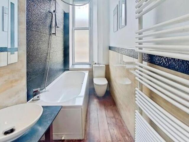 Flat for rent in Comely Bank, Craigleith