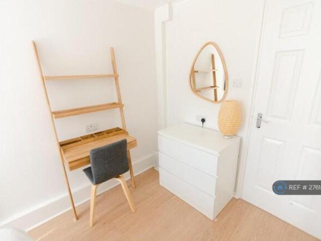 Flat for rent in Watergate, Devon
