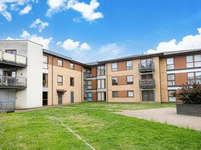 House for rent in Surrey