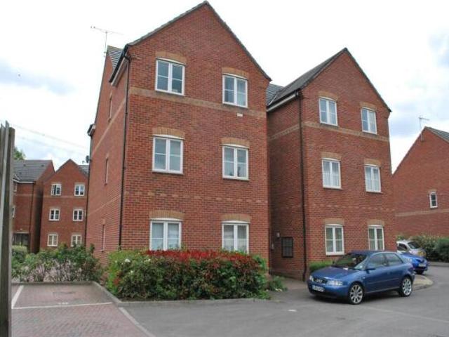 Flat for rent in Lane, Kirklees
