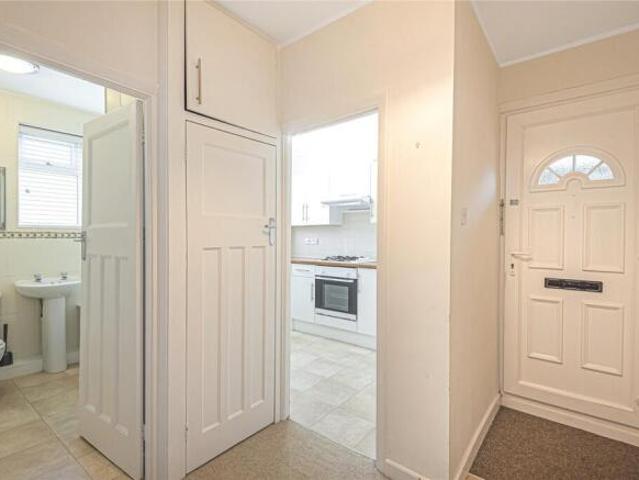 Flat for rent in Marston, The Slade