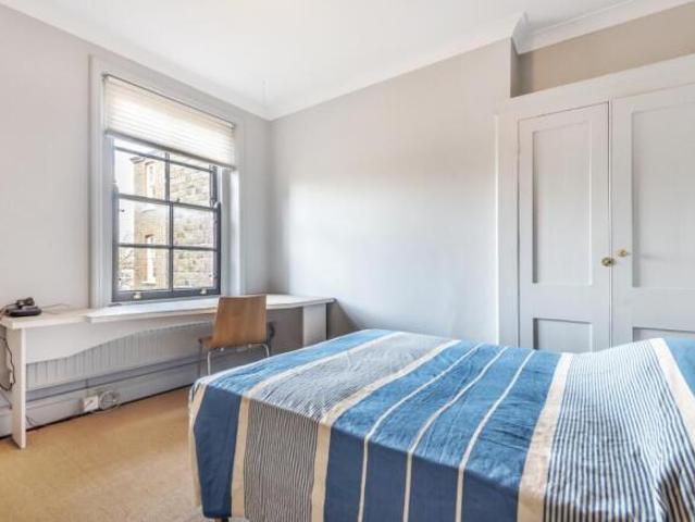 Flat for rent in Cat Hill