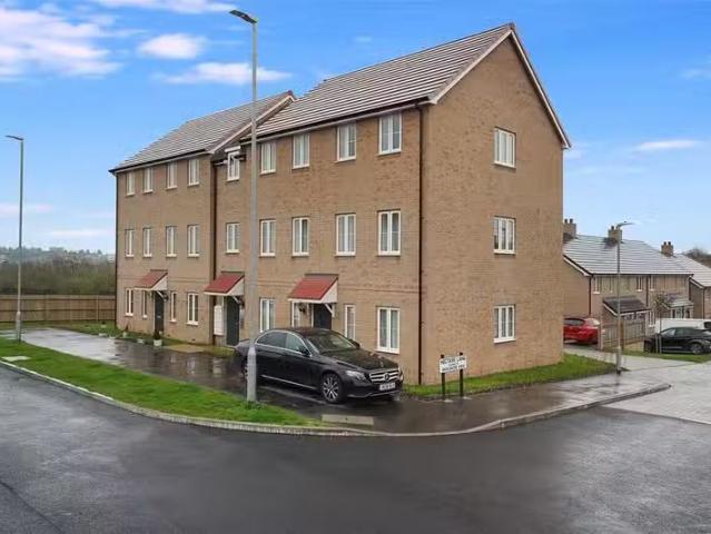 House for rent in Kings Farm, Hamerton
