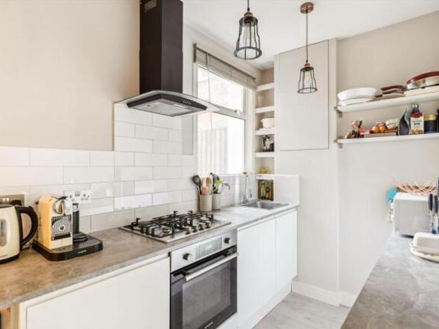 Flat for rent in Cat Hill