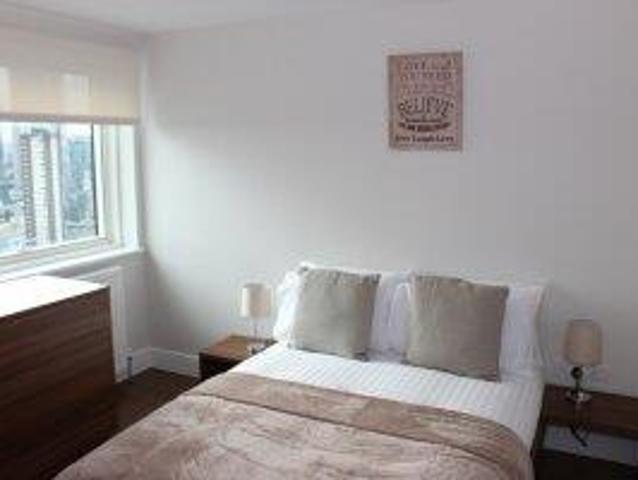 Flat for rent in Aldgate, Lyons