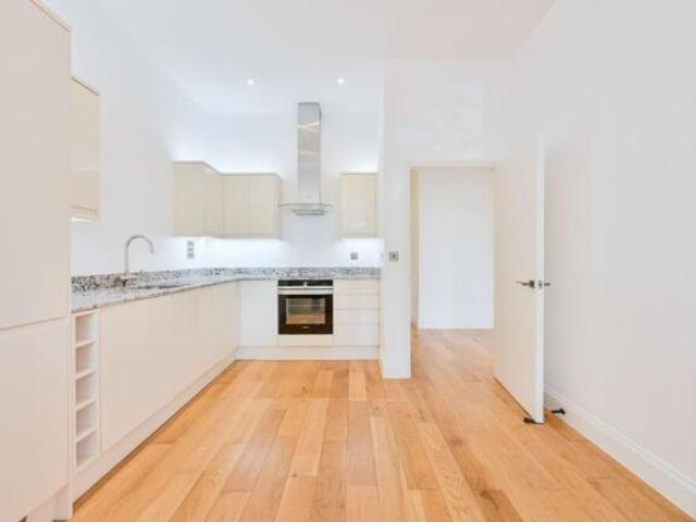 Flat for rent in Greater London
