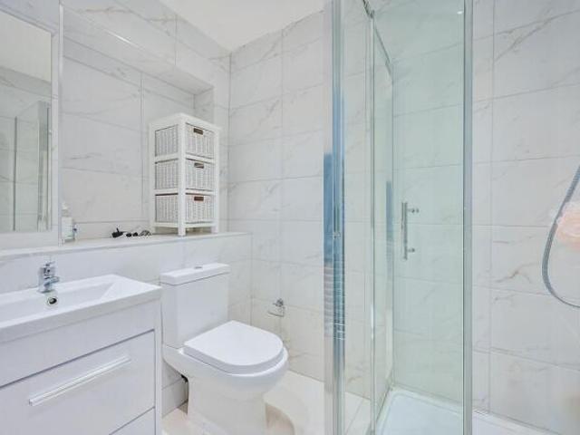 Flat for rent in Greater London