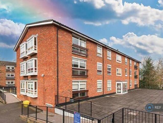 House for rent in Surrey