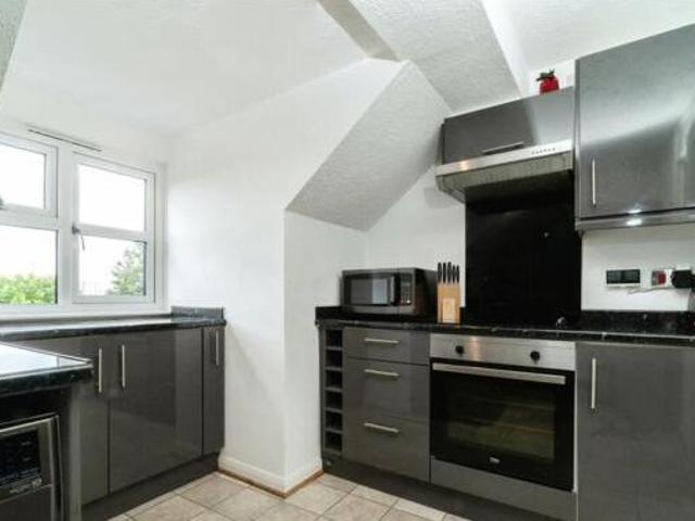 House for rent in Surrey