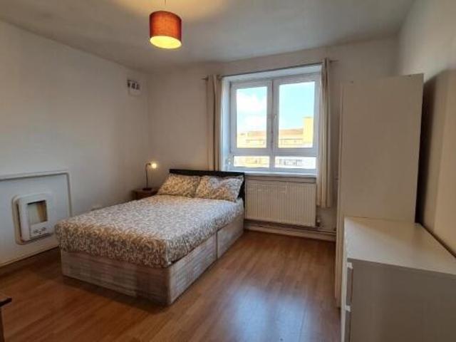 Flat for rent in Cat Hill