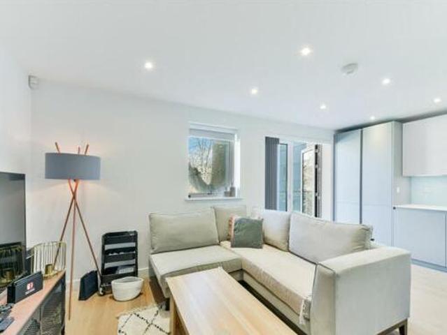 House for rent in Lyons, Greater London
