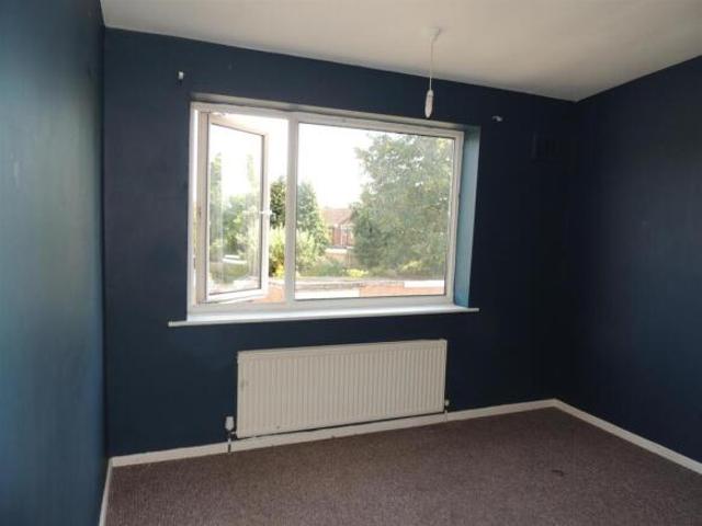 Flat for rent in Stivichall, West Midlands