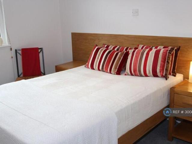 Flat for rent in Cat Hill