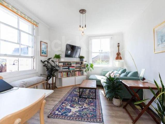 Flat for rent in Camden Town, Greater London