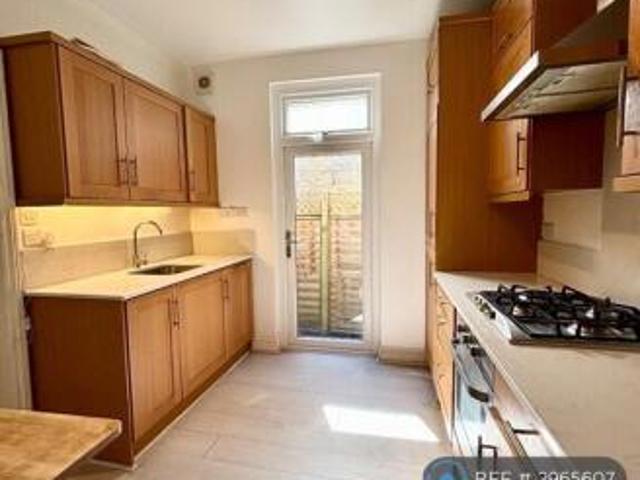Flat for rent in Cat Hill