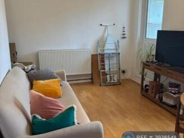 Flat for rent in Cat Hill