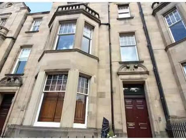 House for rent in Becconsall, Roby Mill