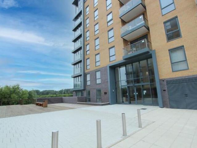Flat for rent in Kennet Island, Reading