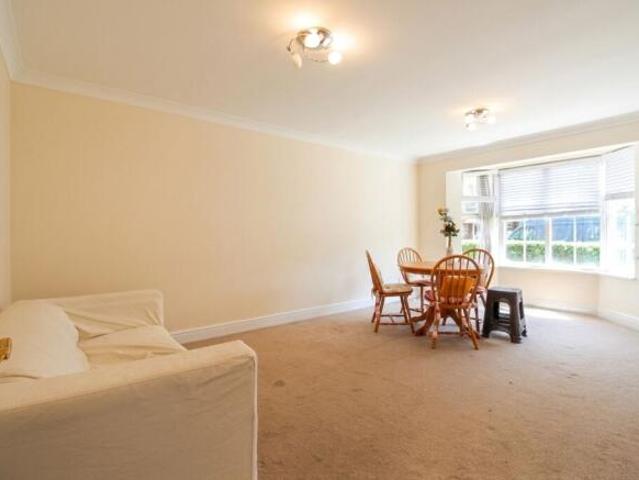 Flat for rent in Isleworth, Greater London