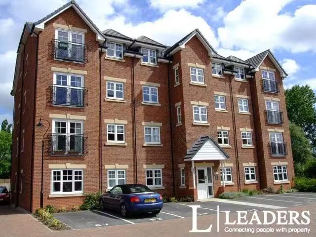 House for rent in Broken Cross, Macclesfield