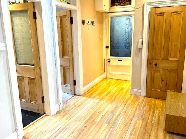 Flat for rent in Hillhead, Scotland