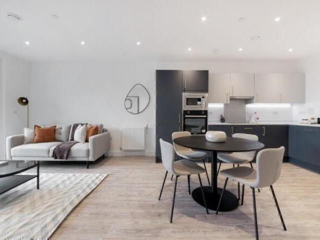 Flat for rent in Cat Hill