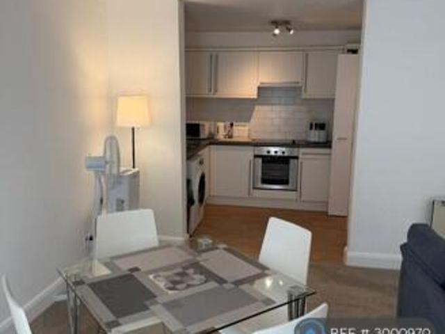 Flat for rent in Cat Hill