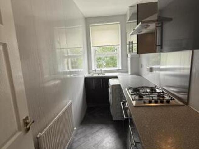 Flat for rent in Yoker, Scotland
