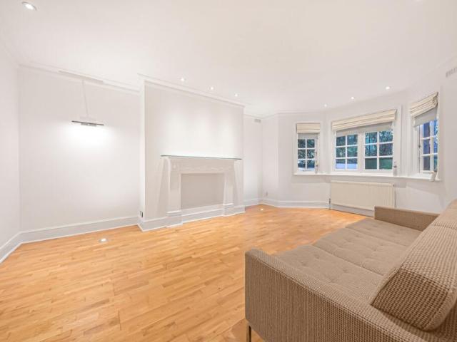 Flat for rent in Cat Hill, Isle Of Man