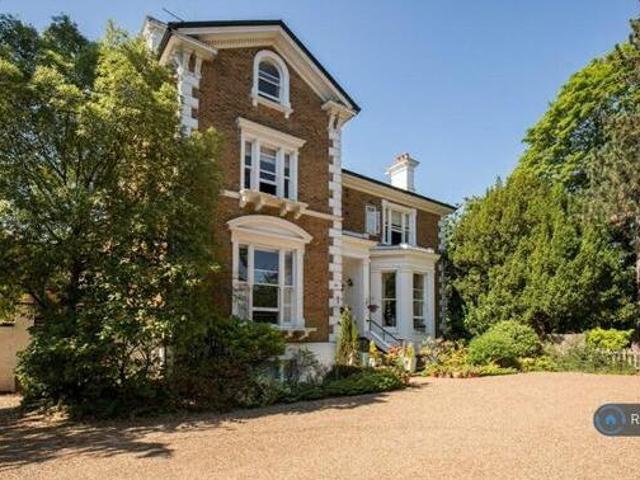 House for rent in Blackhills, Surrey
