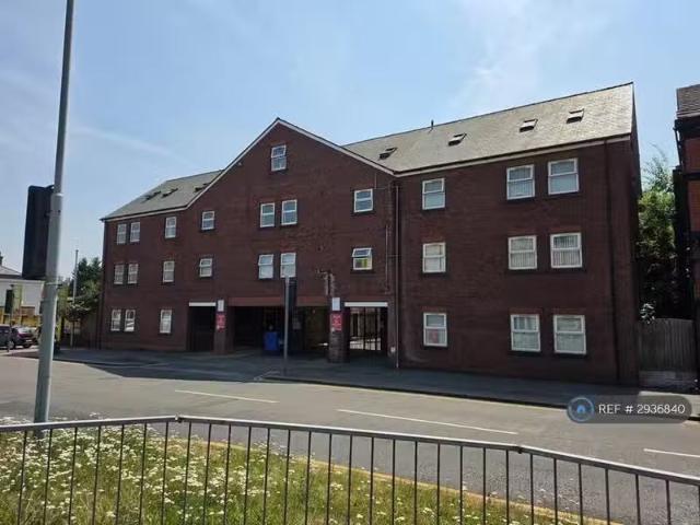 House for rent in Knotty Ash, Calderstones