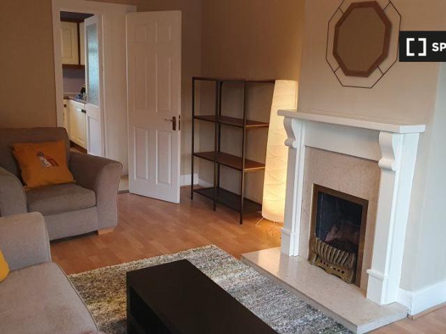 Apartment to rent in Bluebell, North Tipperary