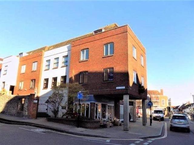 House for rent in West Sussex