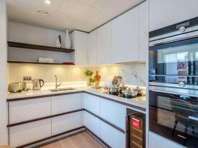 Flat for rent in Edgware, Greater London