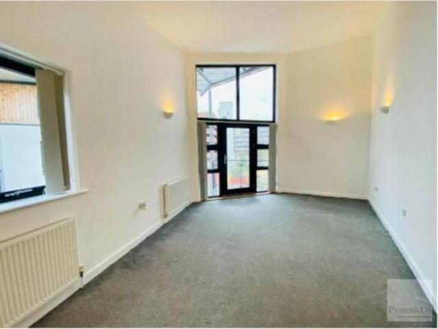 Flat for rent in New Catton, East Bank