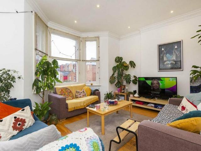 Flat for rent in Hendon