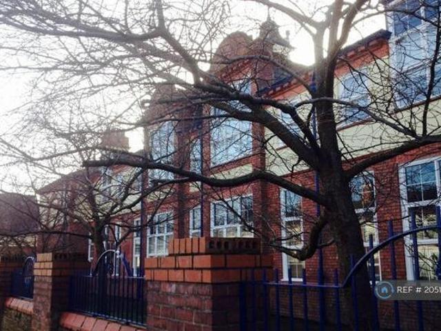 House for rent in Rossmore, Cheshire