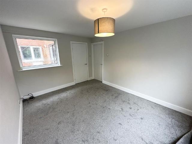 Apartment for rent in Nunsthorpe, Bradley