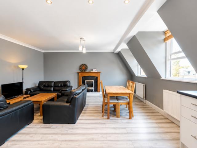 Flat for rent in Cat Hill