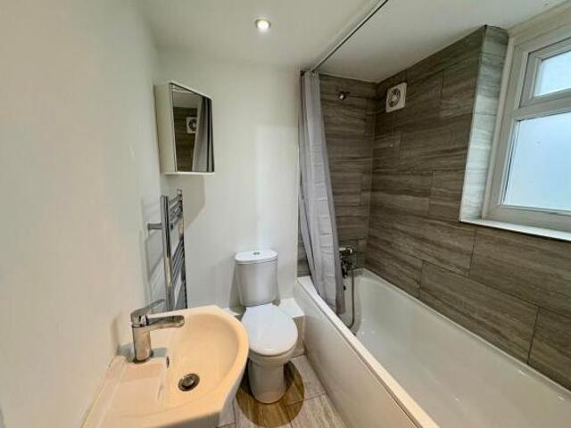 Flat for rent in Greater London