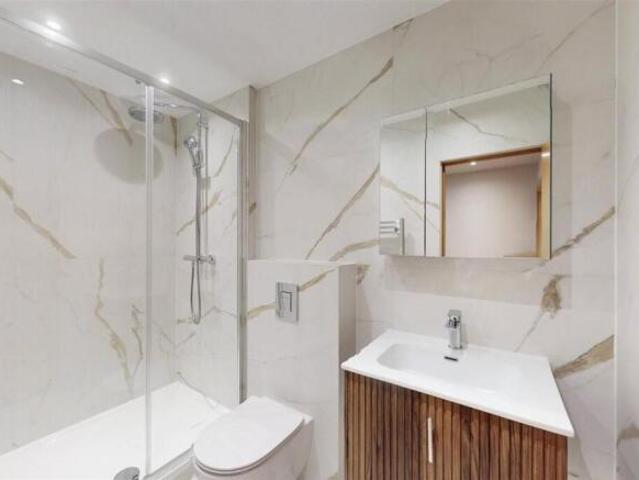 Flat for rent in Cat Hill
