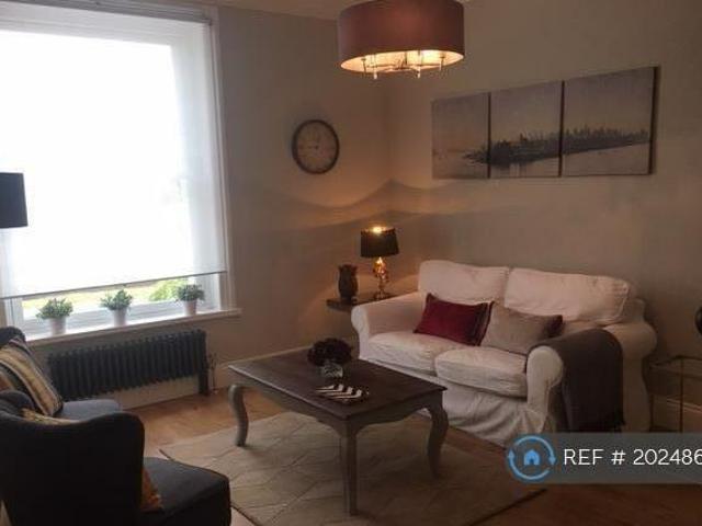 House for rent in Epsom, Surrey