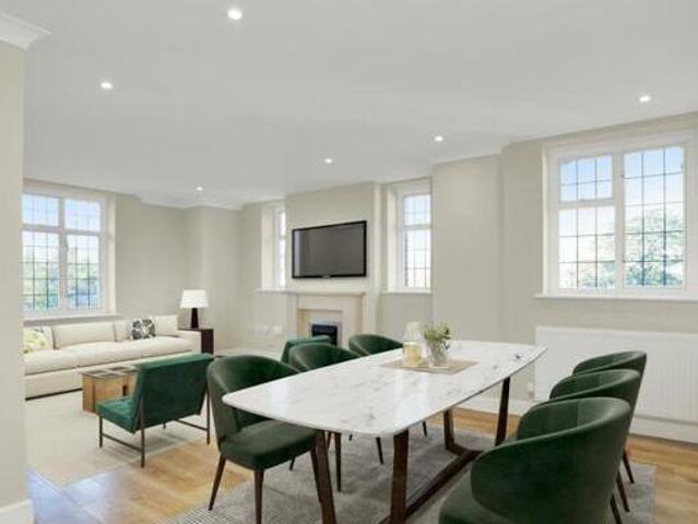 House for rent in Blackhills, Surrey