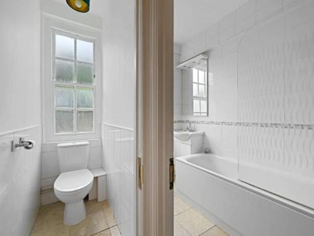 Flat for rent in Cat Hill, Isle Of Man